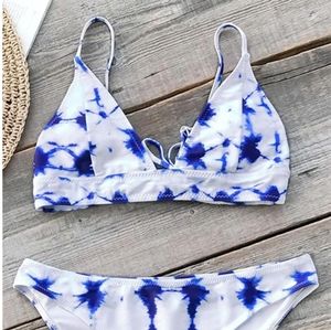 Cupshe Tie-dye Blue Bikini Set